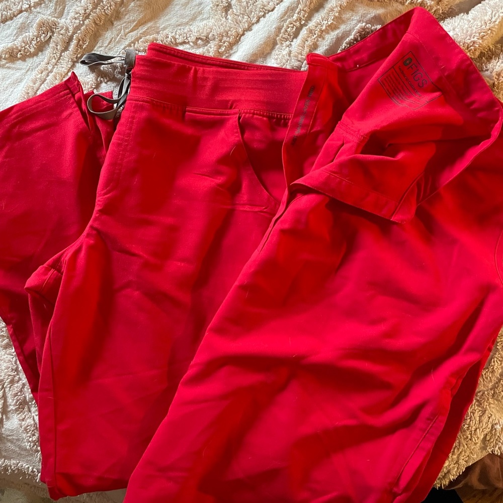 NWOT Figs scrubs!